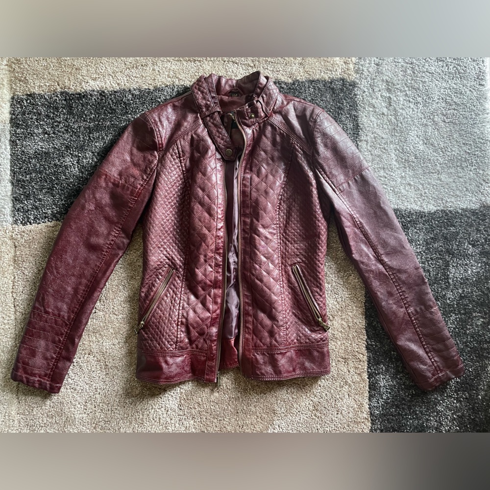 Guess Burgundy Leather Jacket // Womens Small